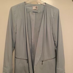 Boyfriend cut ice blue blazer